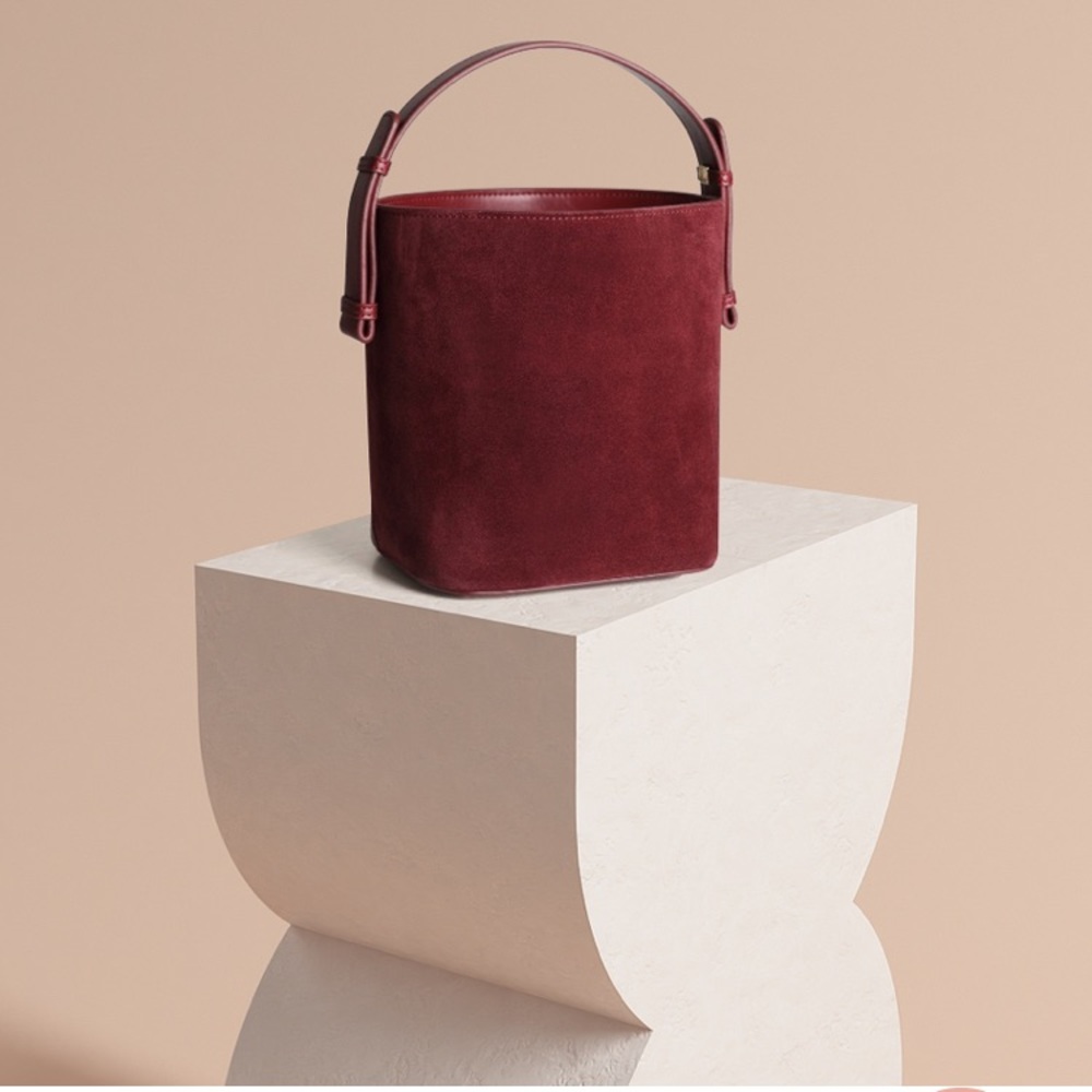 Burgundy bucket bag
